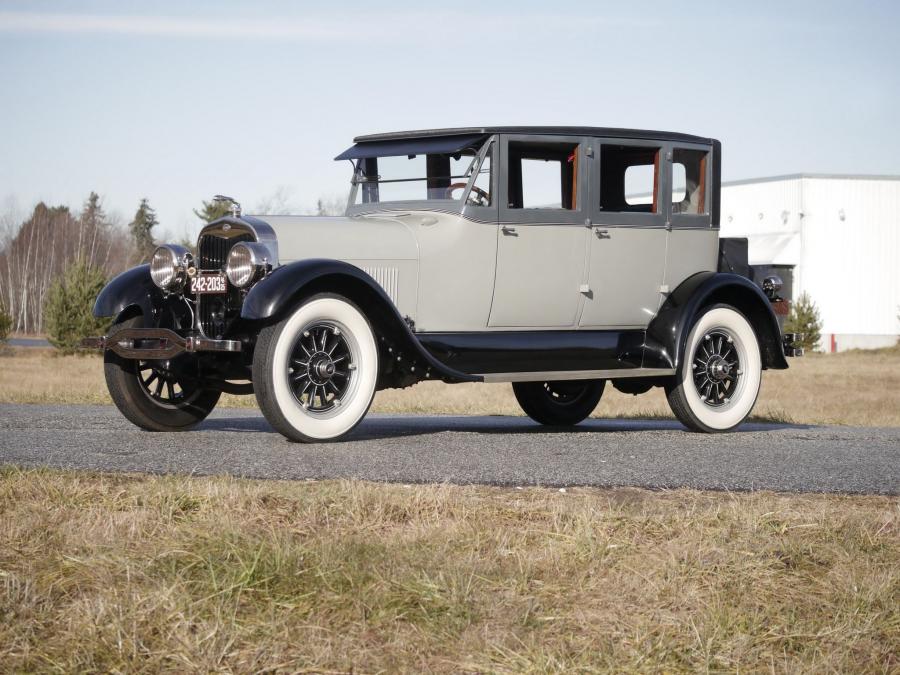 Lincoln Model L Sedan by Judkins 1925 года  (фото 1 из 2)